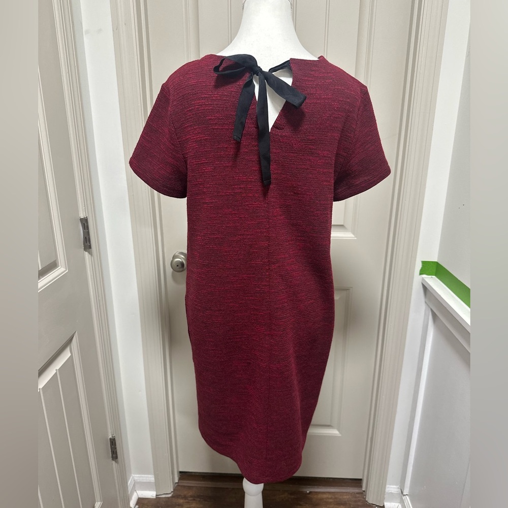 LOFT Casual Dress in Red with Black Bow
